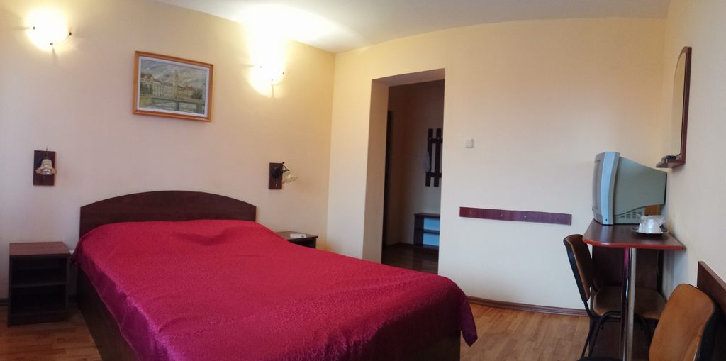 Cazare in oradea - PENSIUNEA CASA POROJAN - Baile 1 Mai