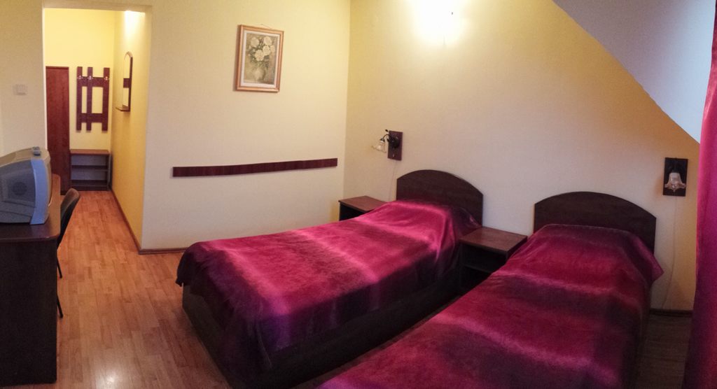 Cazare in oradea - PENSIUNEA CASA POROJAN - Baile 1 Mai