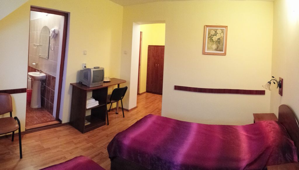 Cazare in oradea - PENSIUNEA CASA POROJAN - Baile 1 Mai