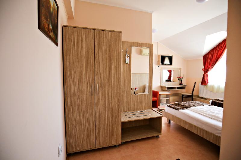 Cazare in oradea - PENSIUNEA VARADIA - Oradea